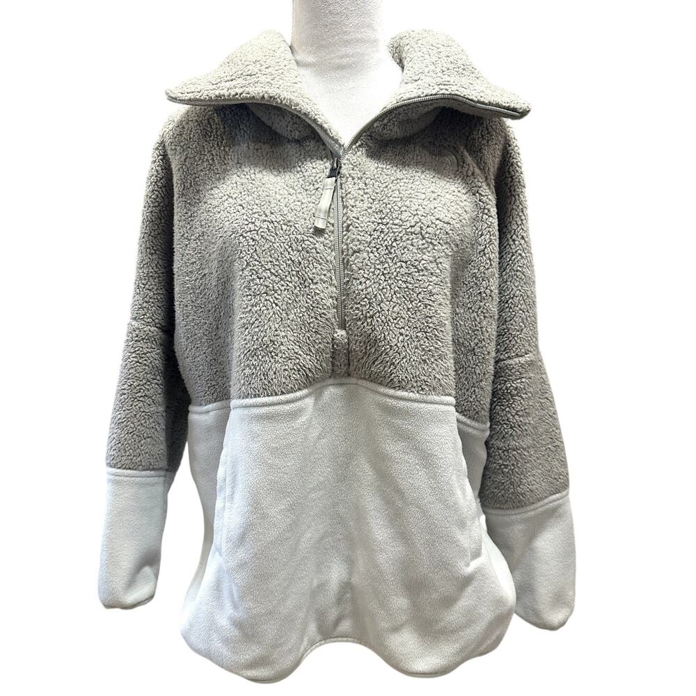 The North Face Women's Tundra 200 1/2 Zip Sherpa Pull Over Gray White S